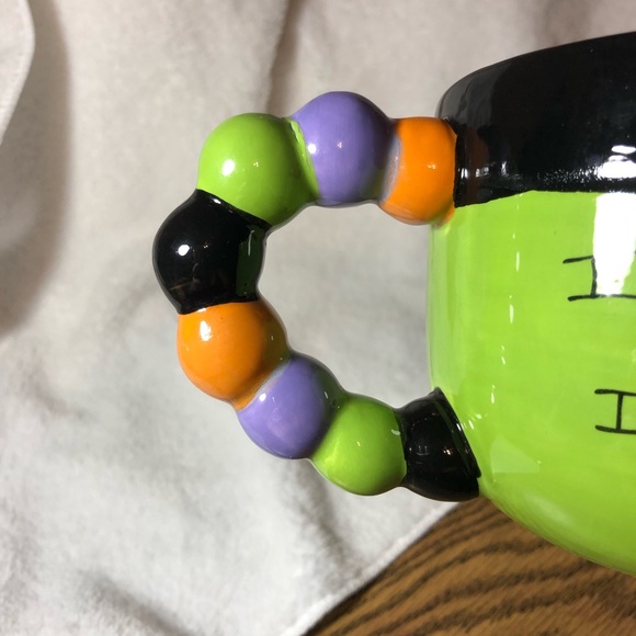 FINAL SALE- LEAVING CLOSET-NO FURTHER DISCOUNTS - Picture 5 of 8